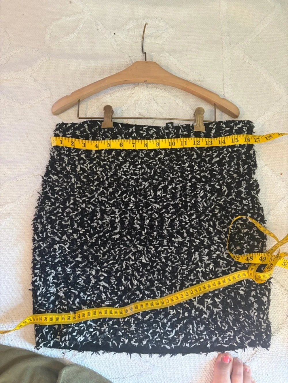 St John Black and white tweed Couture 2 piece suit size 6